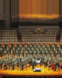 庆祝中国人民解放军成立87周年——“就为打胜仗”中国武警男声合唱团交响合唱音乐会